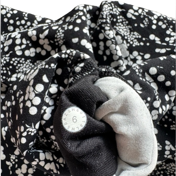 RARE Lululemon Align Leggings 25” - Chirasu Black, Size 6 - Picture 10 of 10